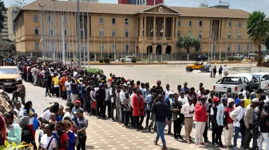 Kenyans lineup at KICC for Worldcoin registration